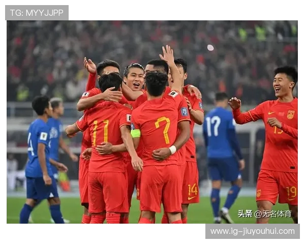 足球球员通道高燃瞬间全面揭秘团队斗志爆发的震撼画面特写集锦录