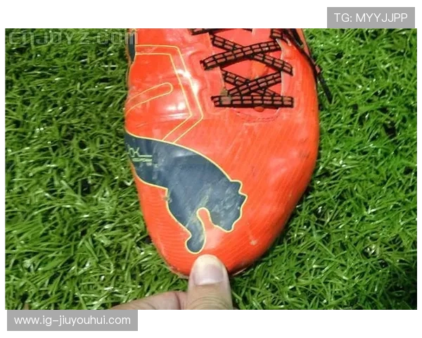 轻触感优异的足球鞋品牌深度盘点与实战选购体验全指南详解全程篇